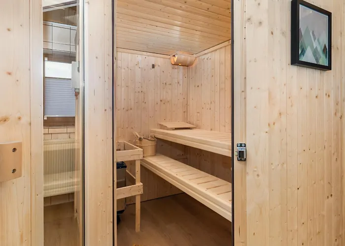 House Velmont - Sauna, Kamin, Garten, Grill, Garage, 20min Winterberg