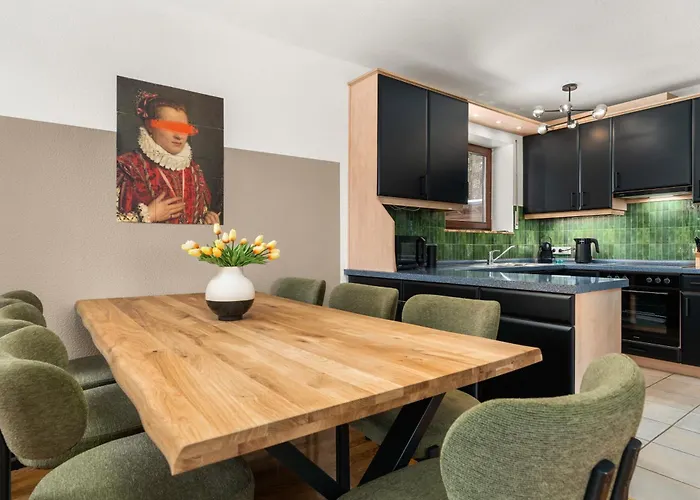 House Velmont - Sauna, Kamin, Garten, Grill, Garage, 20min Winterberg Hallenberg