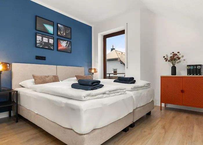 House Velmont - Sauna, Kamin, Garten, Grill, Garage, 20min Winterberg بيت للعطل هالنغبرغ