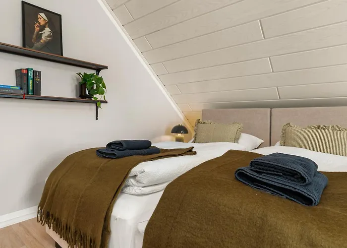 House Velmont - Sauna, Kamin, Garten, Grill, Garage, 20min Winterberg *